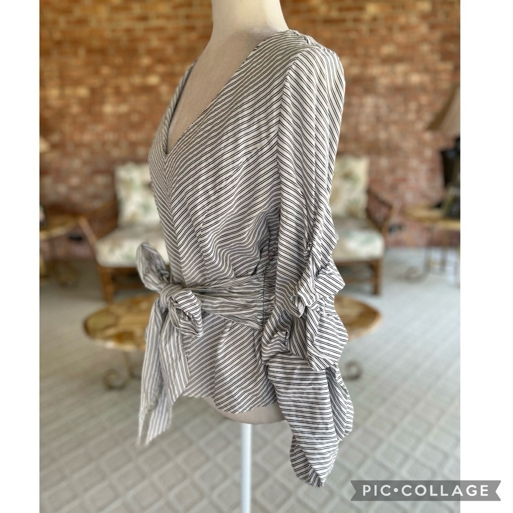 Renee C. Top Tiered Ruched Sleeves White Black Striped Belted V-Neck Cotton M - Picture 6 of 15